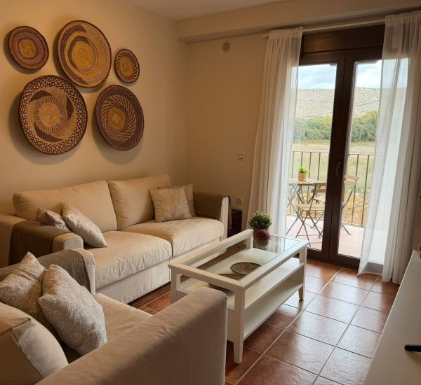 apartamento-sol-y-nieve-mora-de-rubielos-salon-2